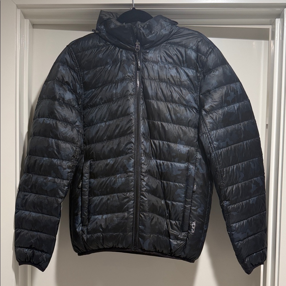 Tumi PAX Camo Men's Black and Blue Quilted Puffer Jacket M